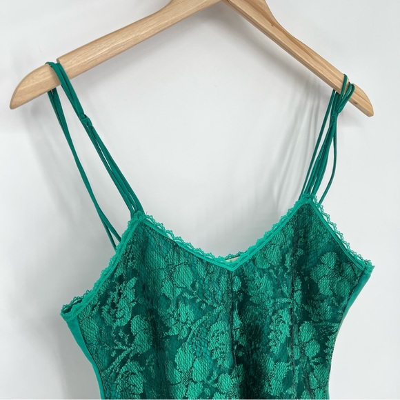 Vintage‎ gold label Victoria Secret green lace top Small - Picture 3 of 11